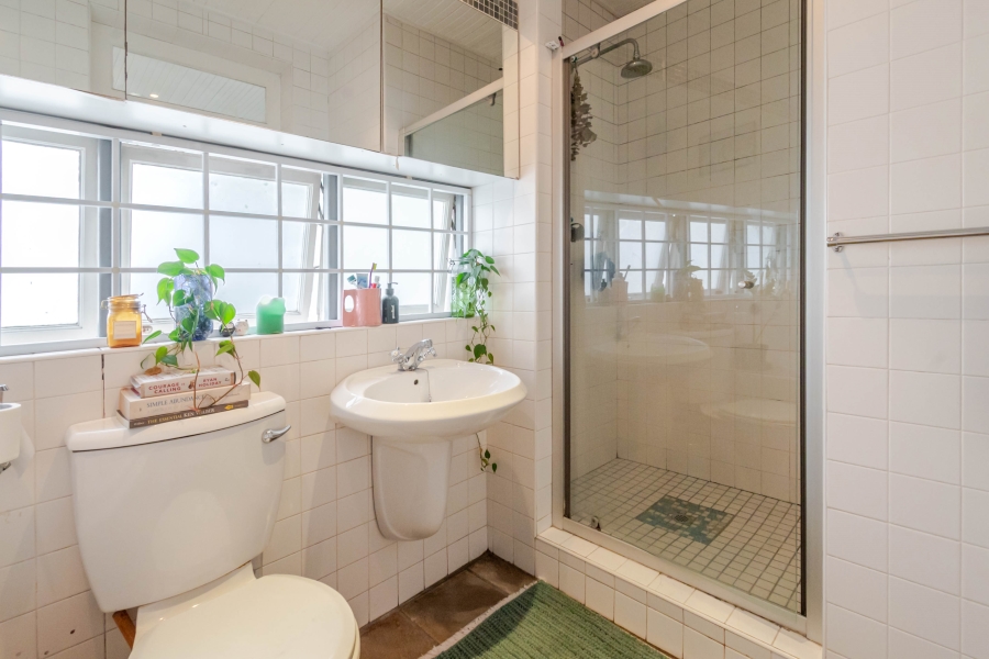 2 Bedroom Property for Sale in Tamboerskloof Western Cape